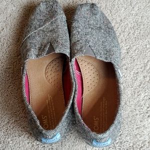 Toms, new without tags, speckled flats